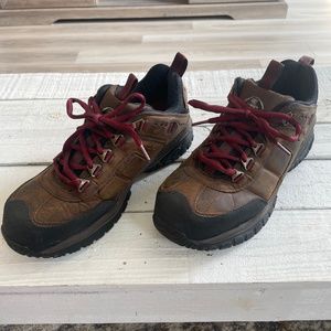 Sketchers Leather, Steel-toe, Slip-resistant Work Shoes